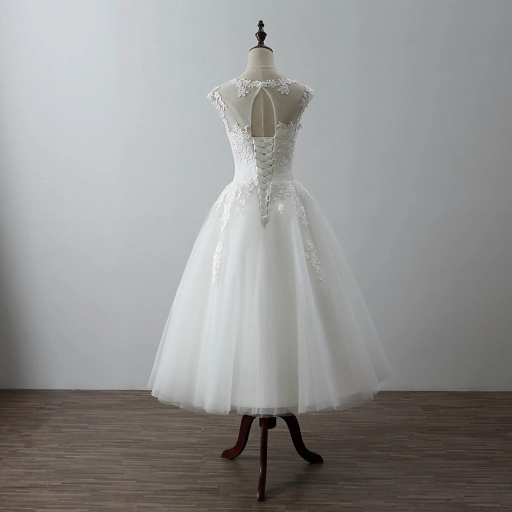 ABaowedding Women's Elegant Sheer Vintage Short Lace Wedding Dress for Bride vestidos de novia