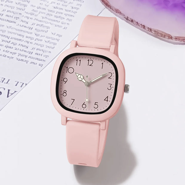 GREALY Brand Bear Women Quartz Watch