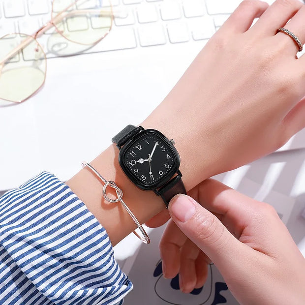 GREALY Brand Bear Women Quartz Watch